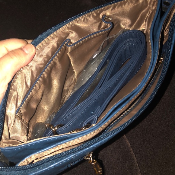 New Blues Shoulder bag/cross body - Picture 4 of 6